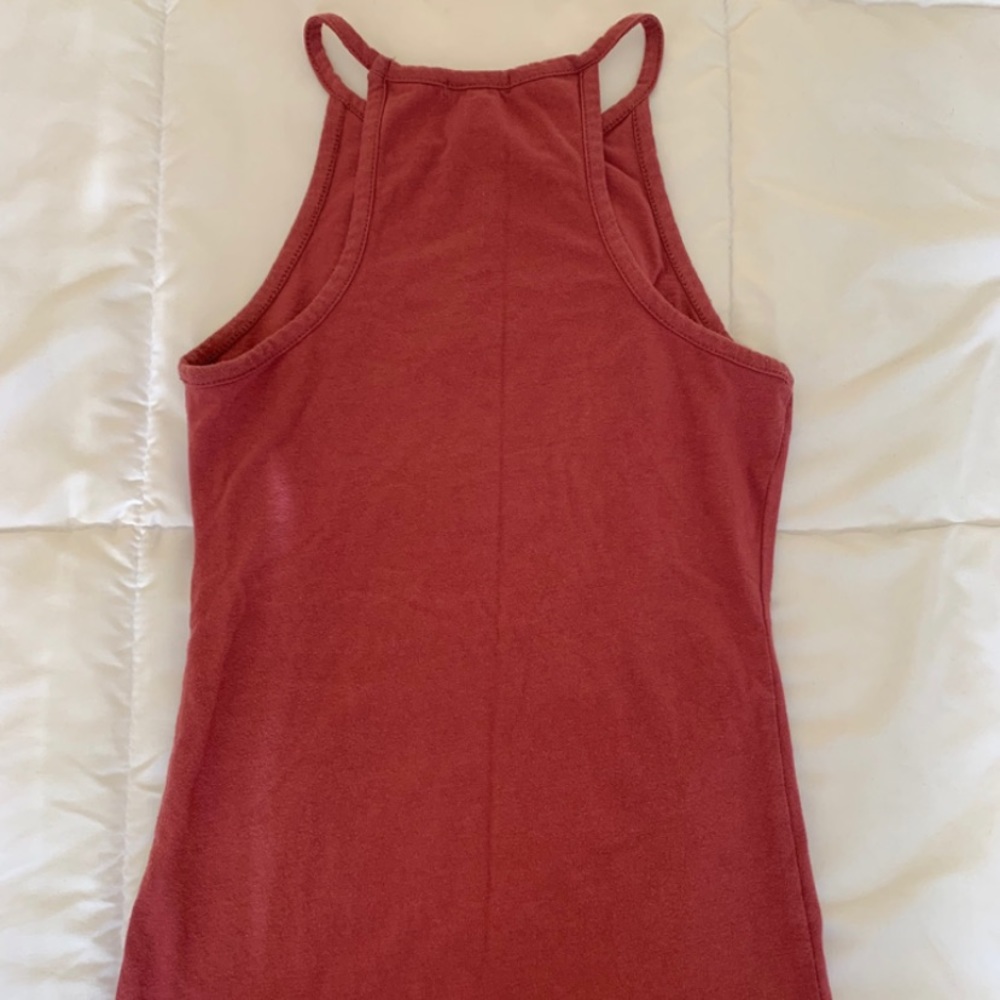 Pink halter top - Picture 3 of 3